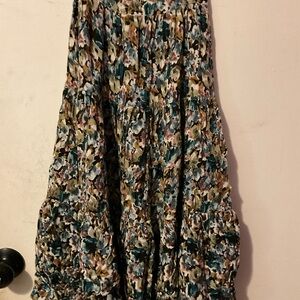 Judy’s Floral Multicolor Women's Skirt size XS